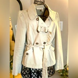 DKNY feminine Trench Coat